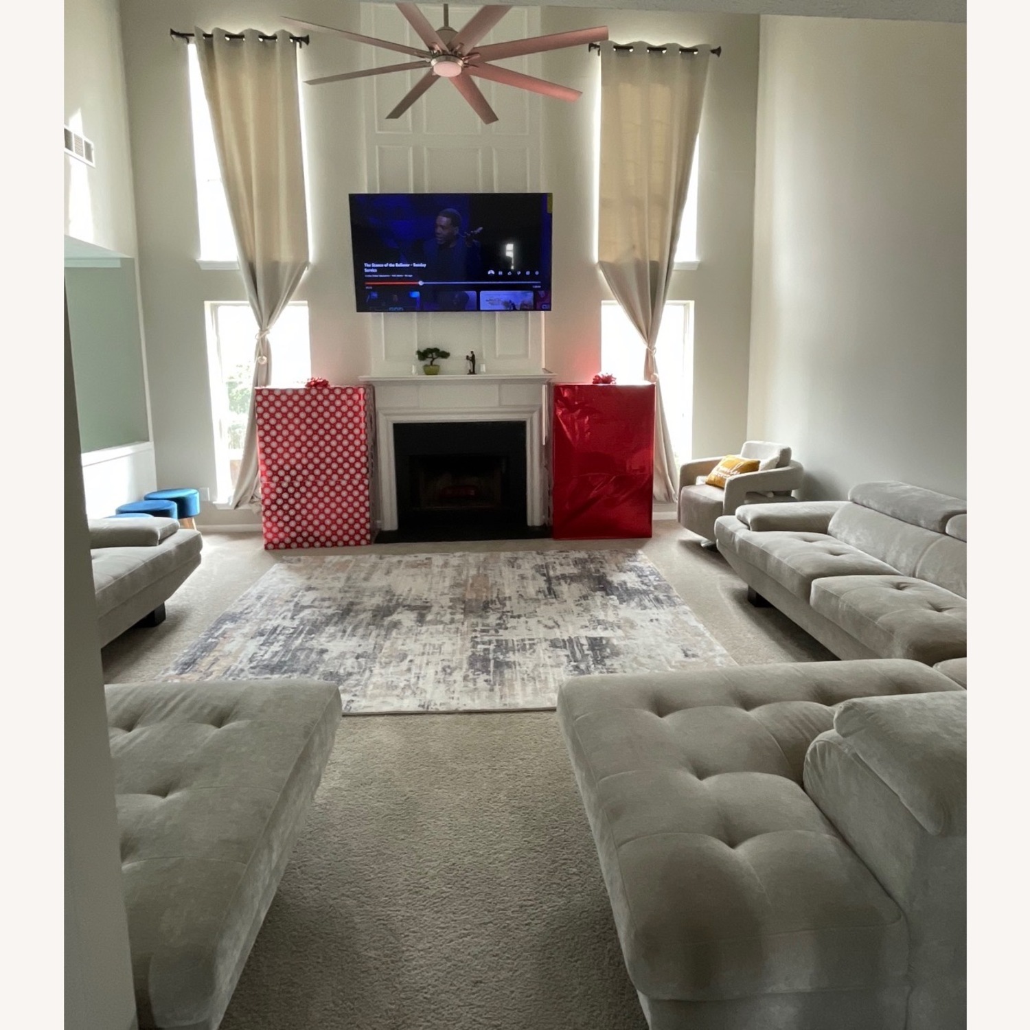 Rooms To Go Northside 2 Piece Sectional - image-1