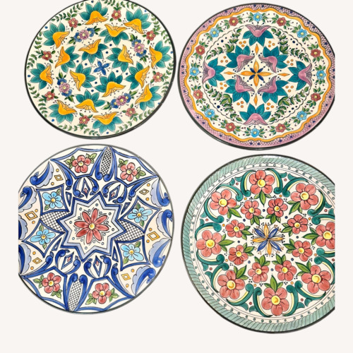 Used Vintage/Antique Finds Wall Decor for sale on AptDeco