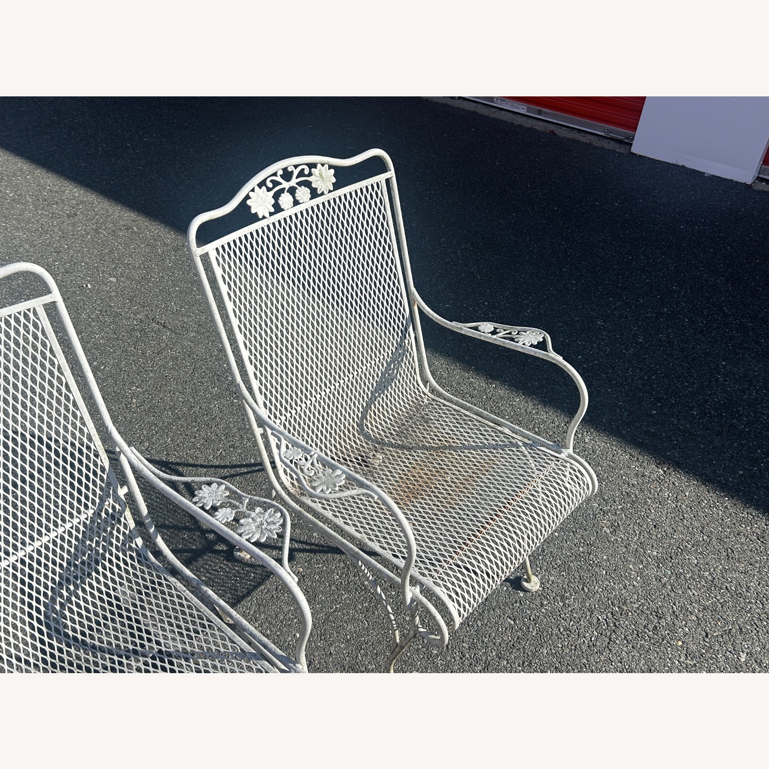 Vintage Woodard Patio Table & 6 Chairs - image-7