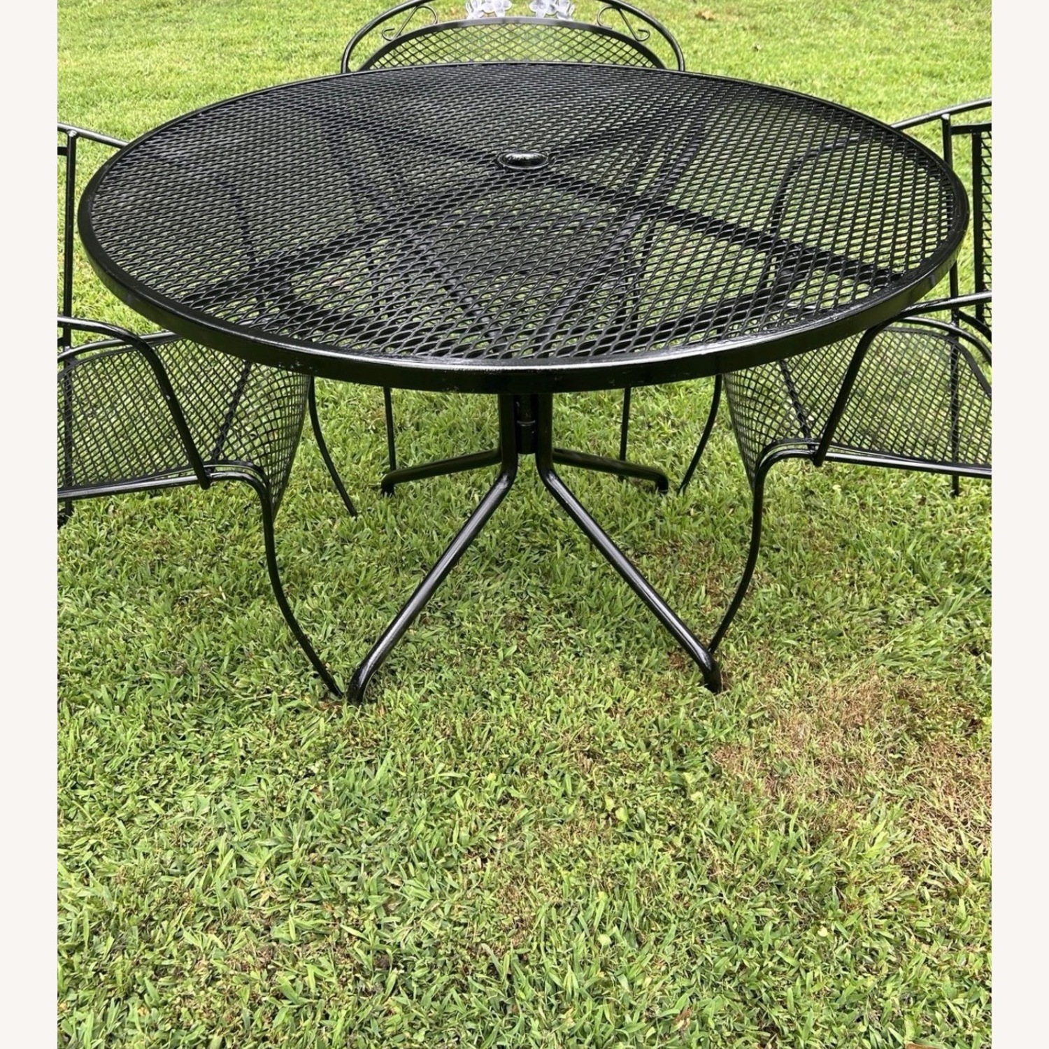 Vintage Woodard Table & 4 Chairs  - image-2