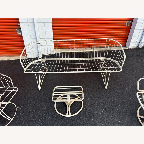 Used  Vintage Homecrest Coversation Set  for sale on AptDeco