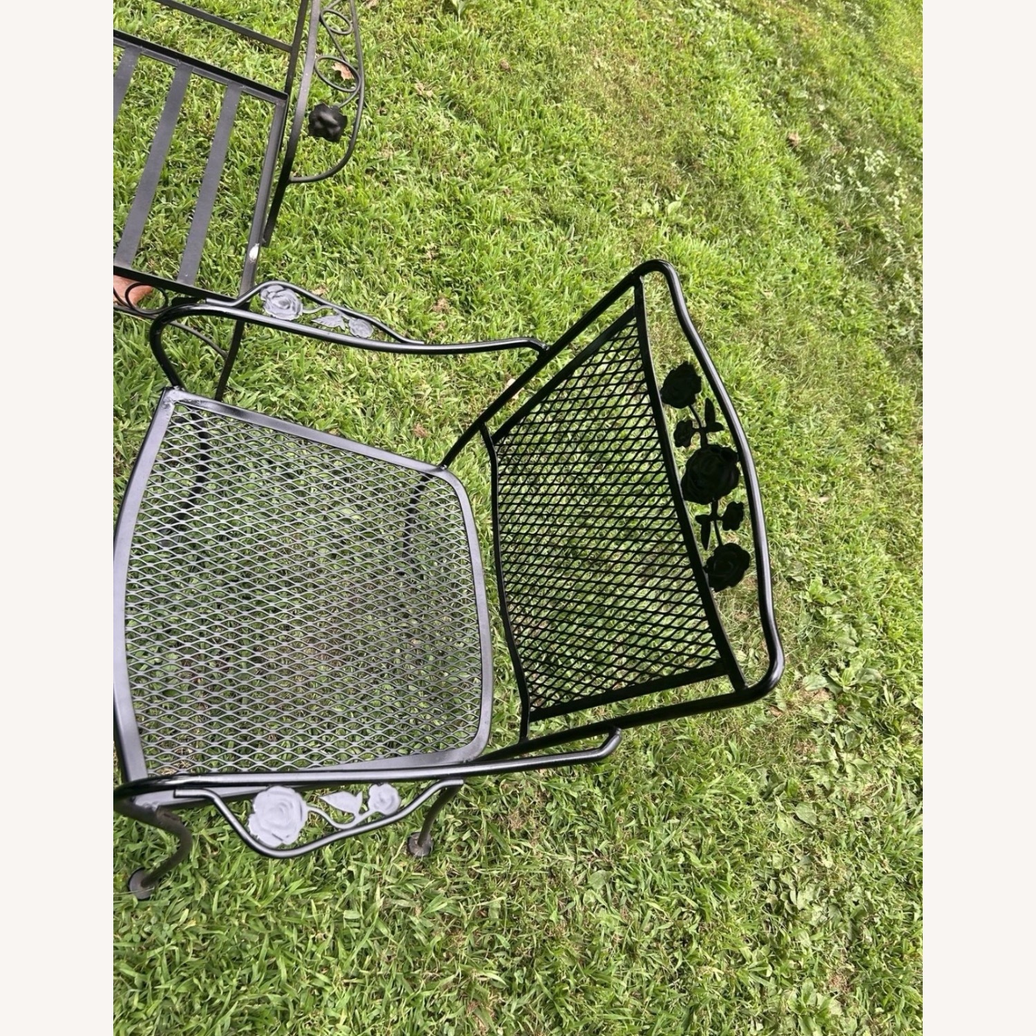 7 Piece Gorgeous Vintage Woodard Patio Set  - image-6