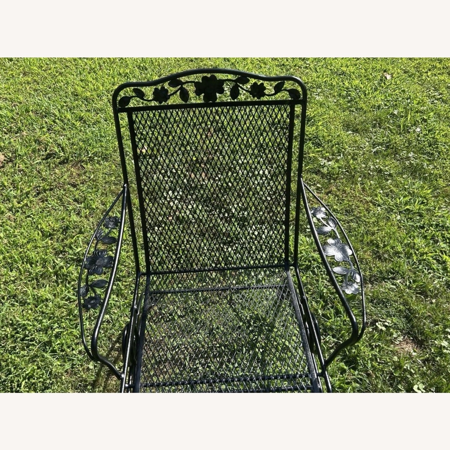 Vintage Woodard Large Table, 4 Rockers & Stand - image-6