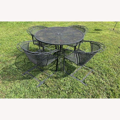 Used  Woodard Patio & 4 Rockers for sale on AptDeco