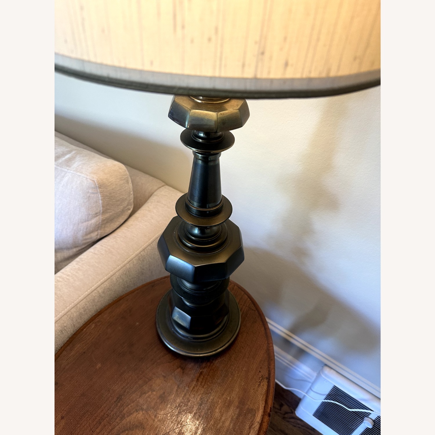 Black Metal Table Lamp - image-2