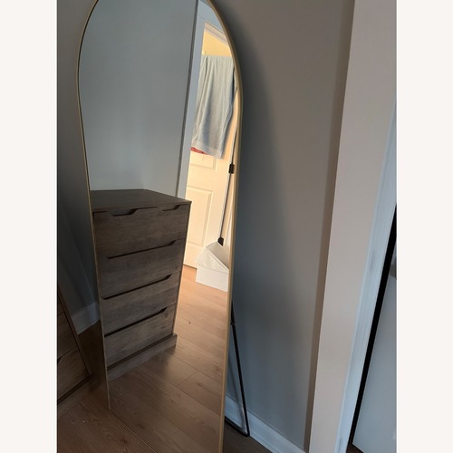 Used Contemporary Wall Mirror for sale on AptDeco
