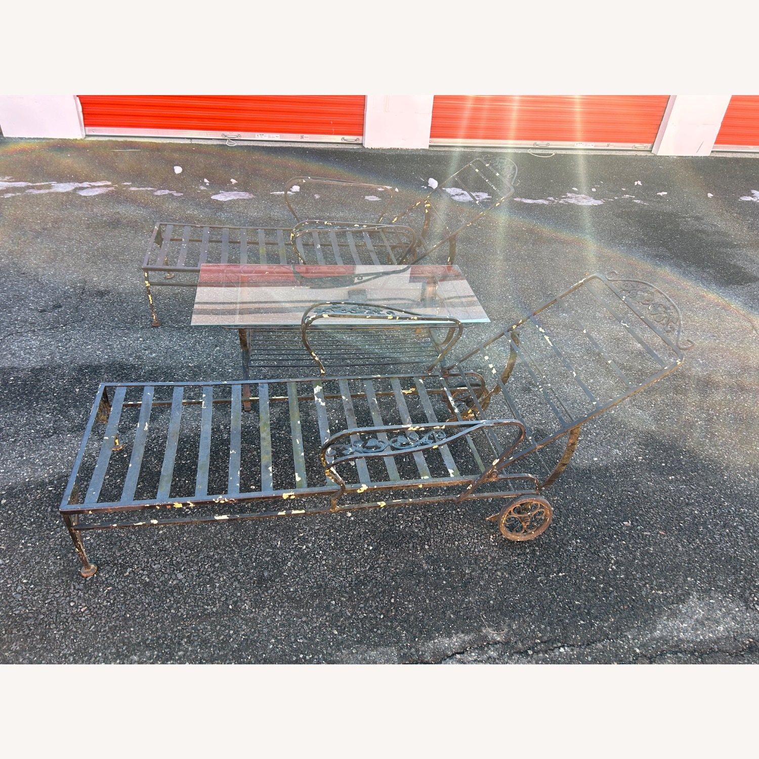 Vintage Pair Of  Woodard Loungers And Table - image-5