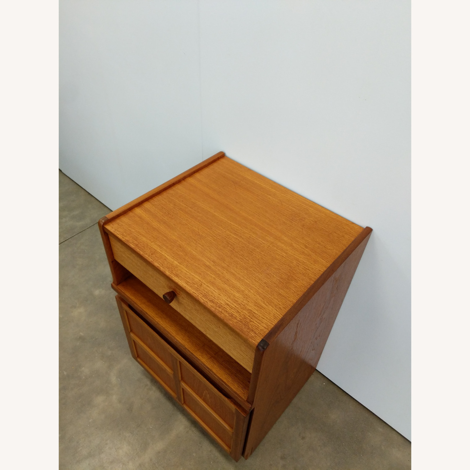 Vintage Mid Century Modern Teak Nathan Nightstand - image-4
