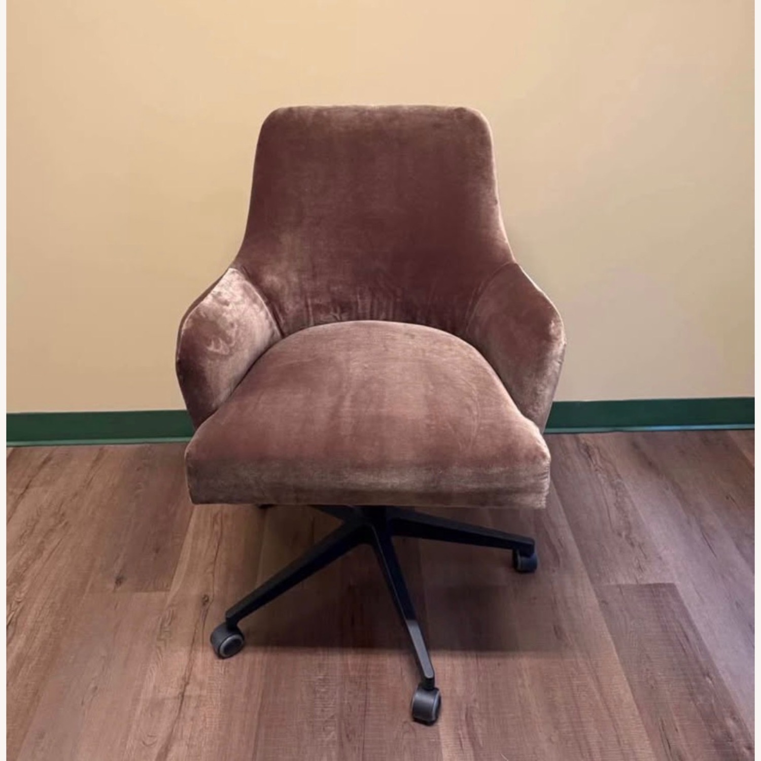 ABC Annie's Swivel Office Chair - image-1