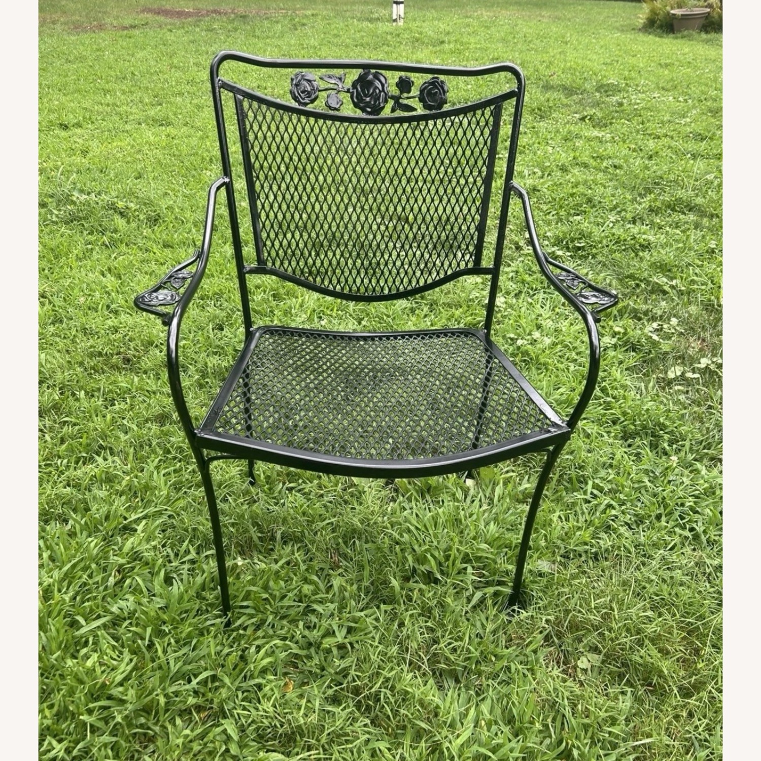 Beautiful Vintage Woodard Table And 4 Chairs  - image-5