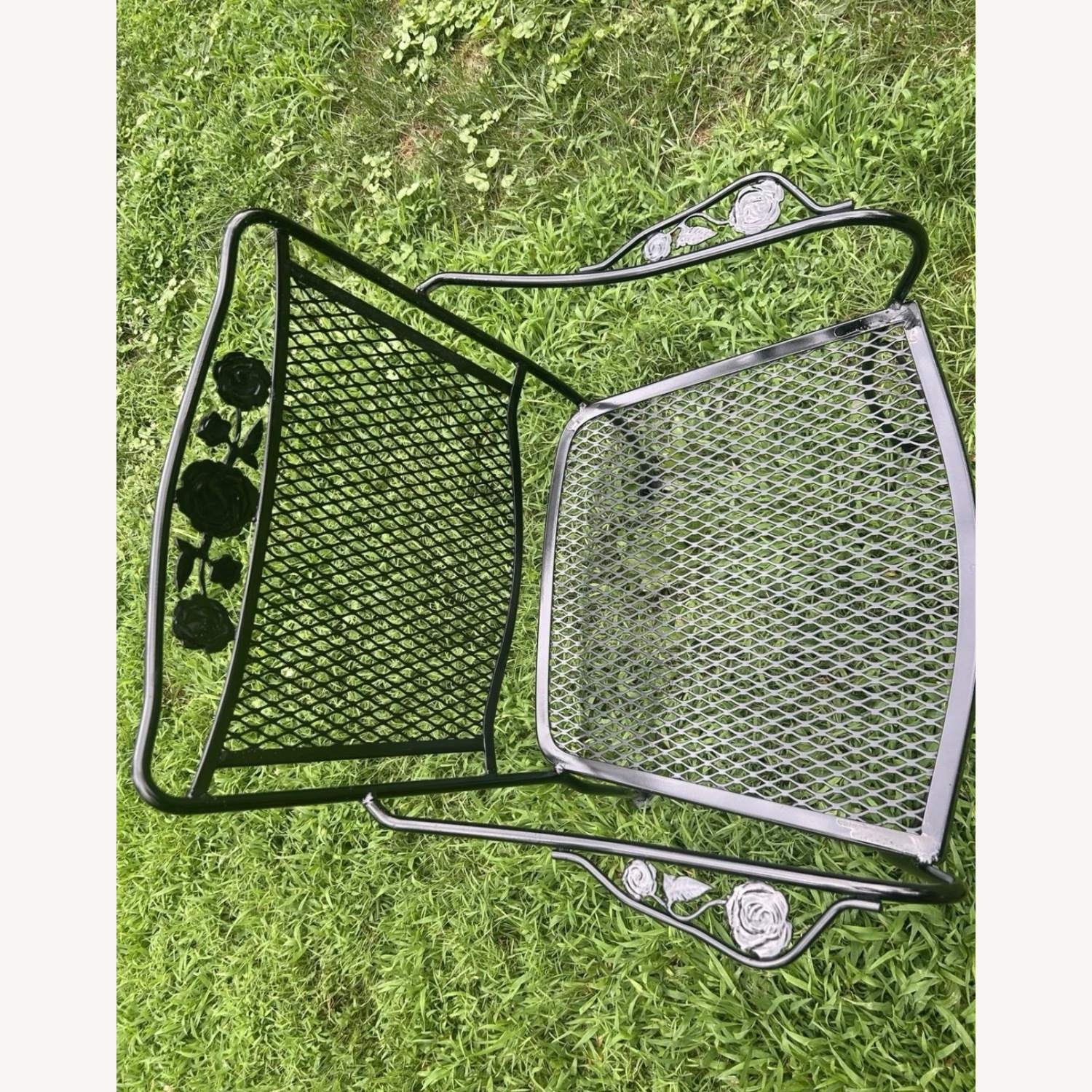 Beautiful Vintage Woodard Table And 4 Chairs  - image-7