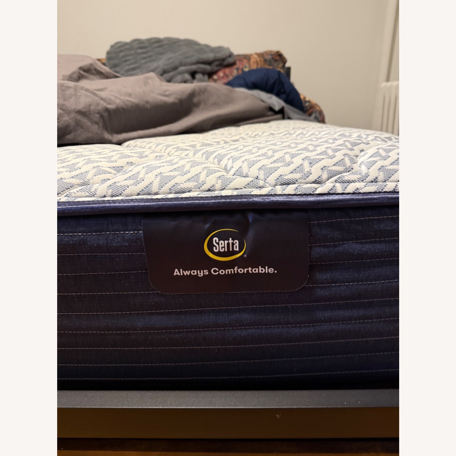 Serta White Queen Bed - image-3