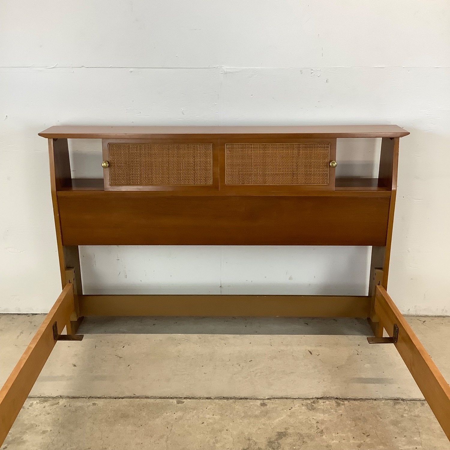 Vintage Mid-Century Modern Bed Frame- Full - image-5