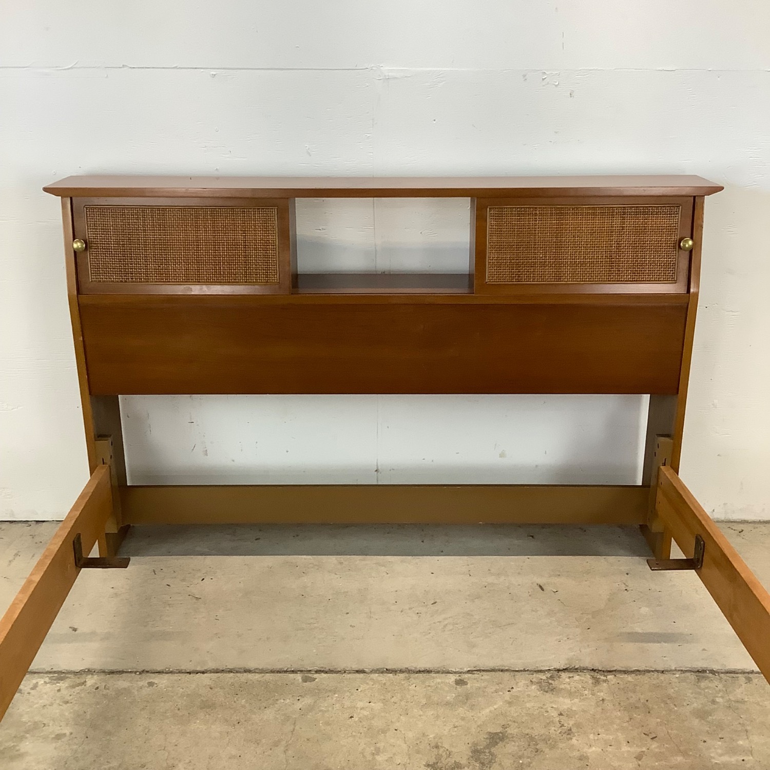 Vintage Mid-Century Modern Bed Frame- Full - image-16