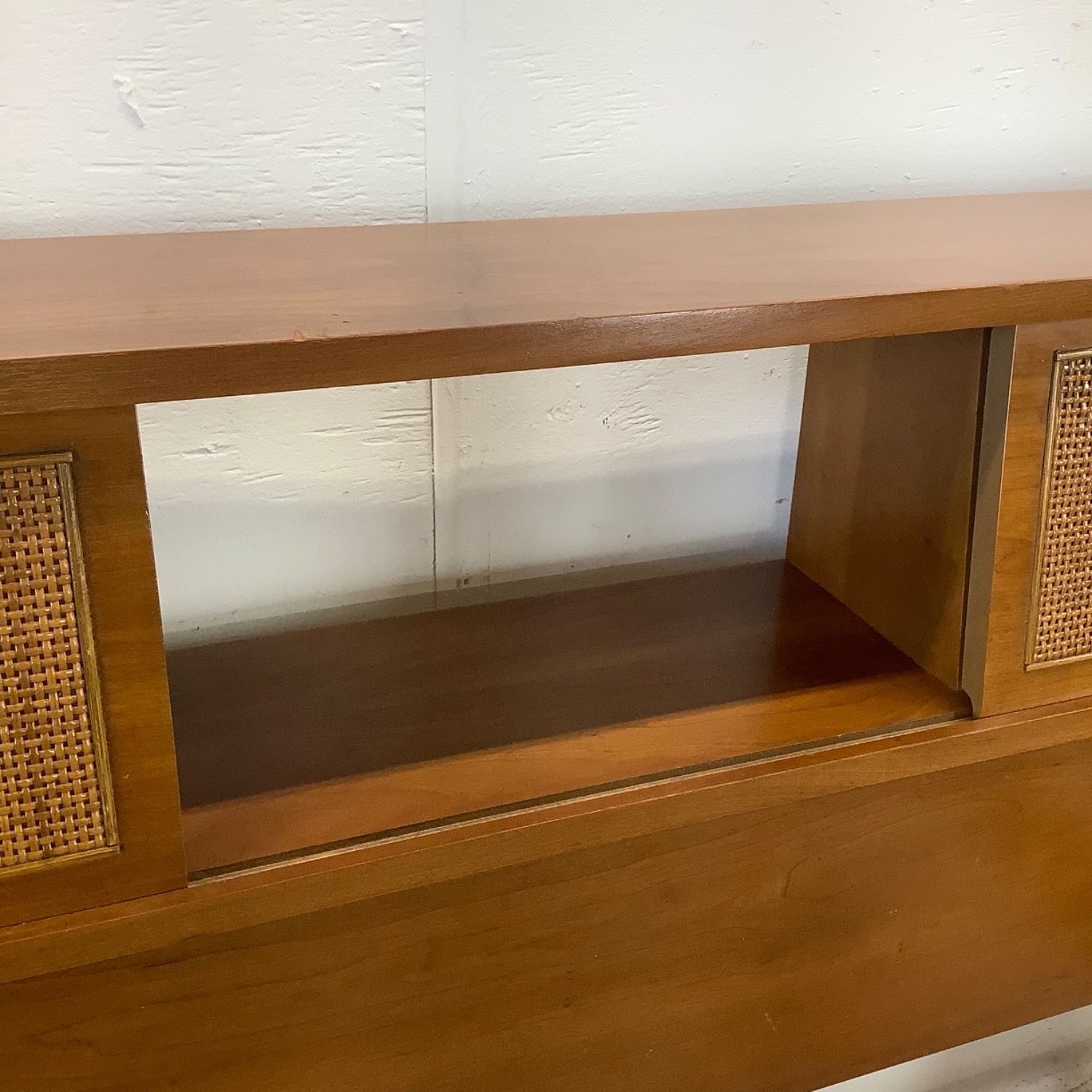 Vintage Mid-Century Modern Bed Frame- Full - image-15