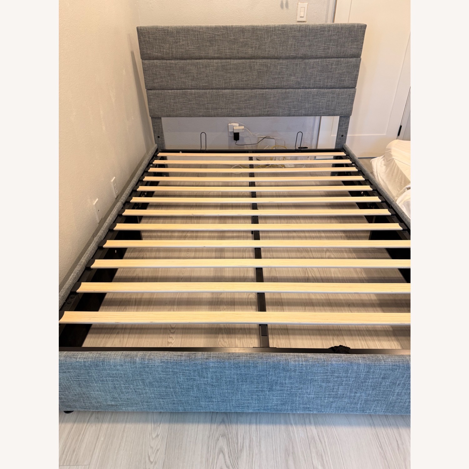 Wayfair Braya Hydraulic Lift Up Storage Upholstered Platform Bed - image-2