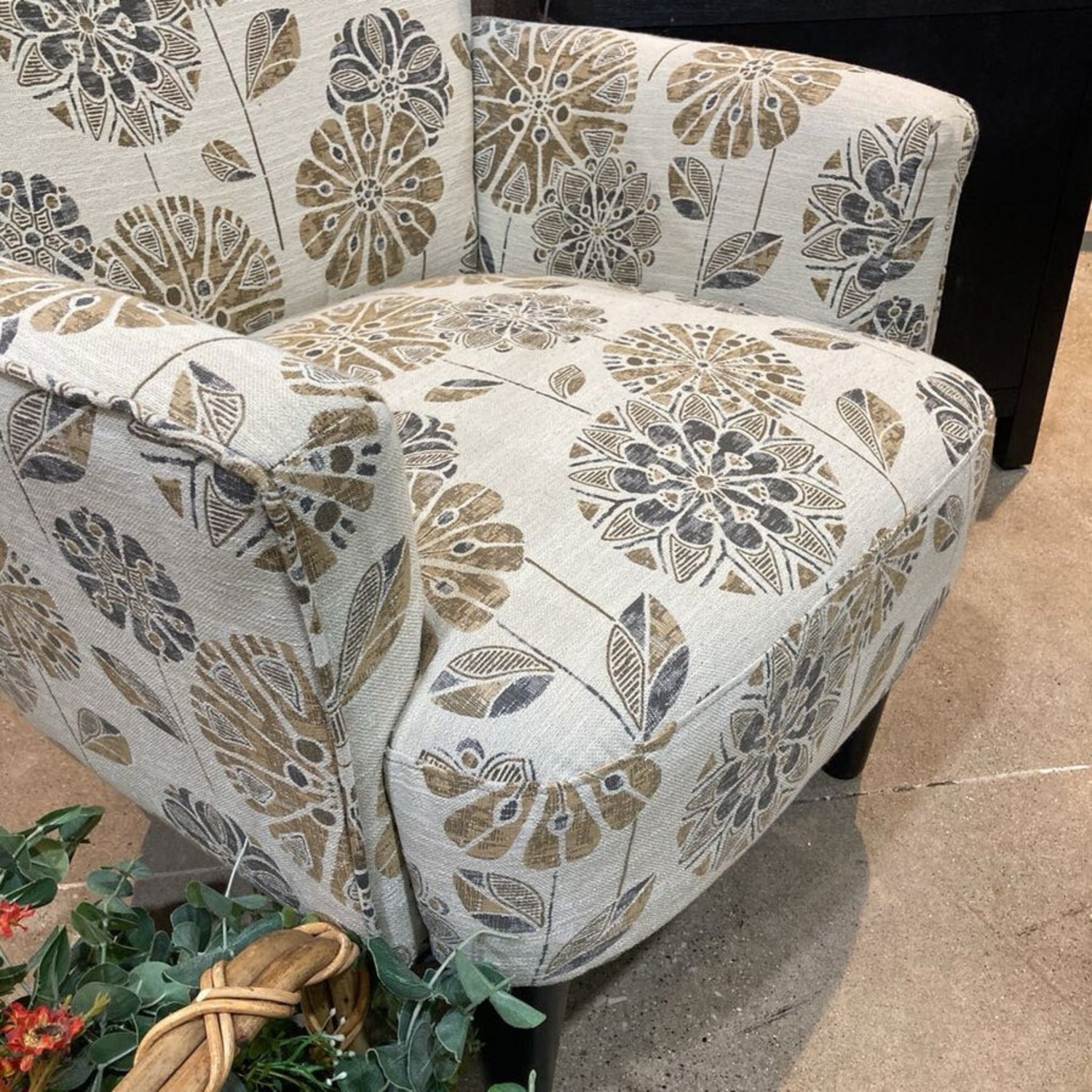 Floral Pattern Upholstered Accent Chair - image-4