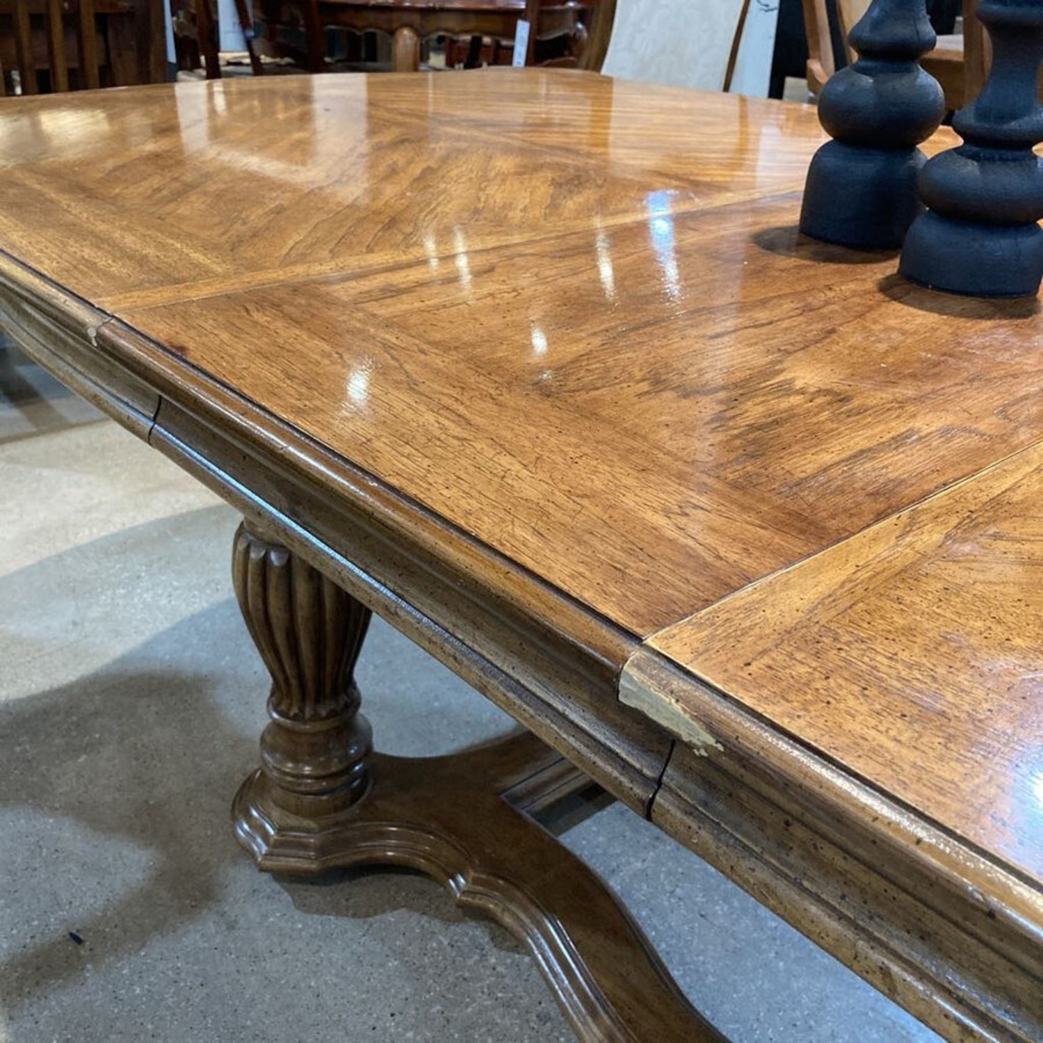 Traditional Solid Wood W Leaf Dining Table - image-5