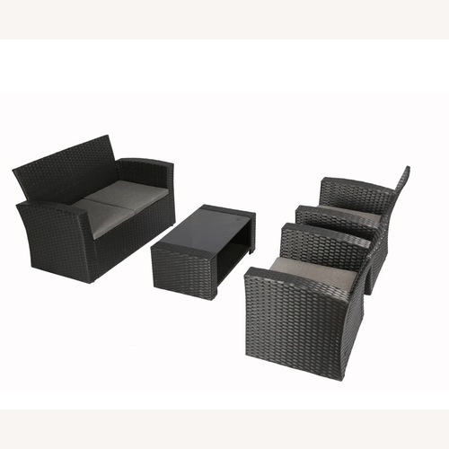 Used Wayfair Patio Furniture 4 Seater with 1 Table  for sale on AptDeco