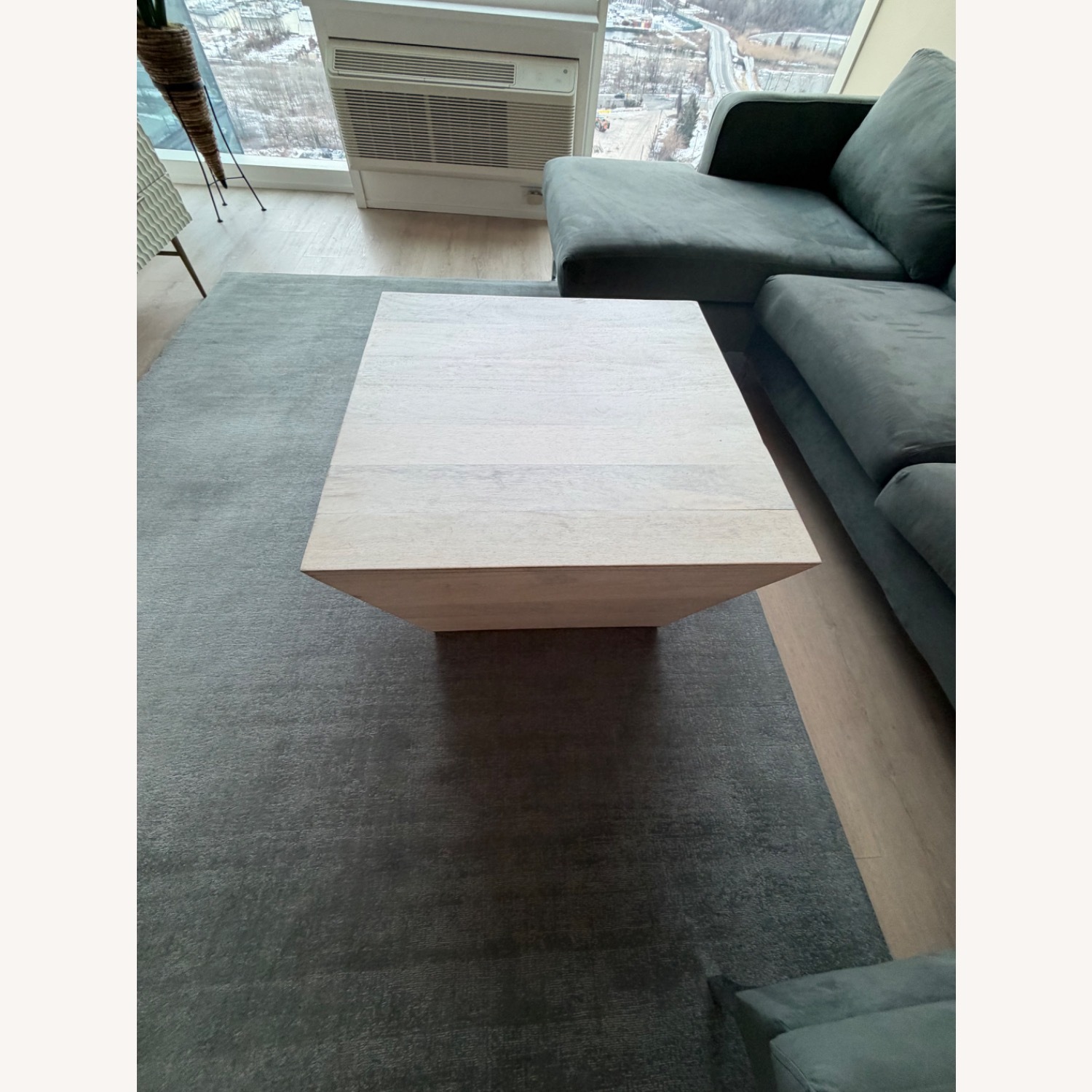 Light Gray Area Rug 6' x 9' - image-2