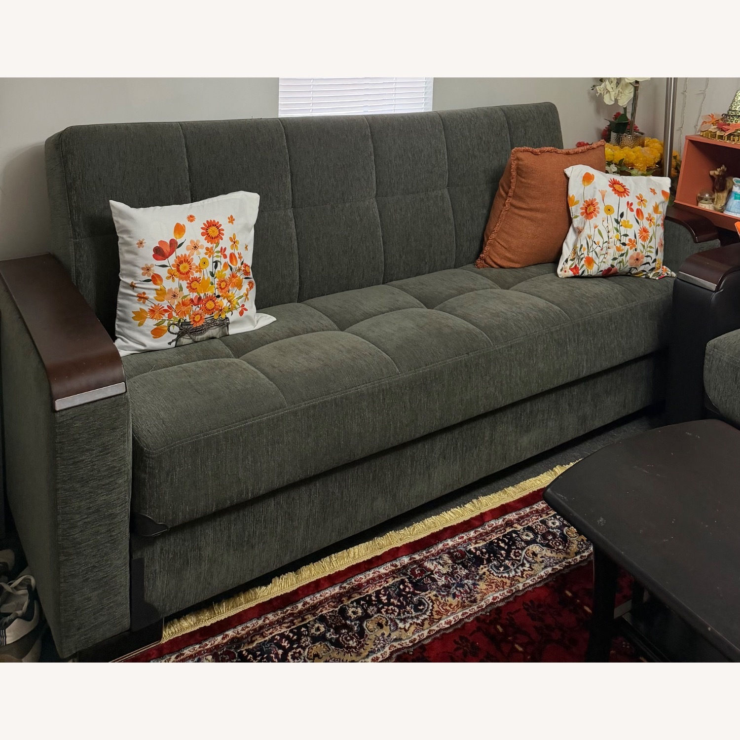 10469 bronx, New York  - image-2