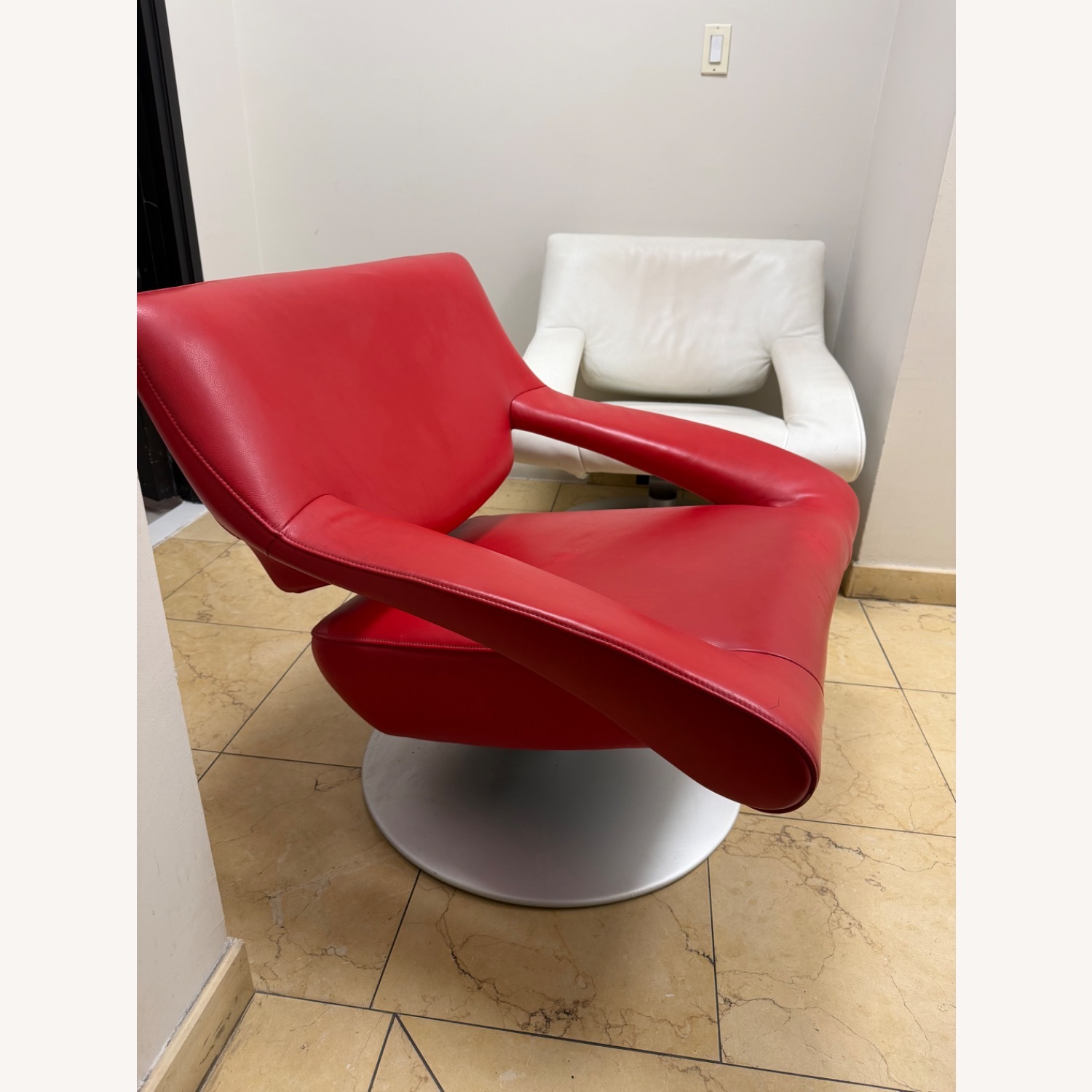 De Sede DS-255 Red Leather Armchair - image-2