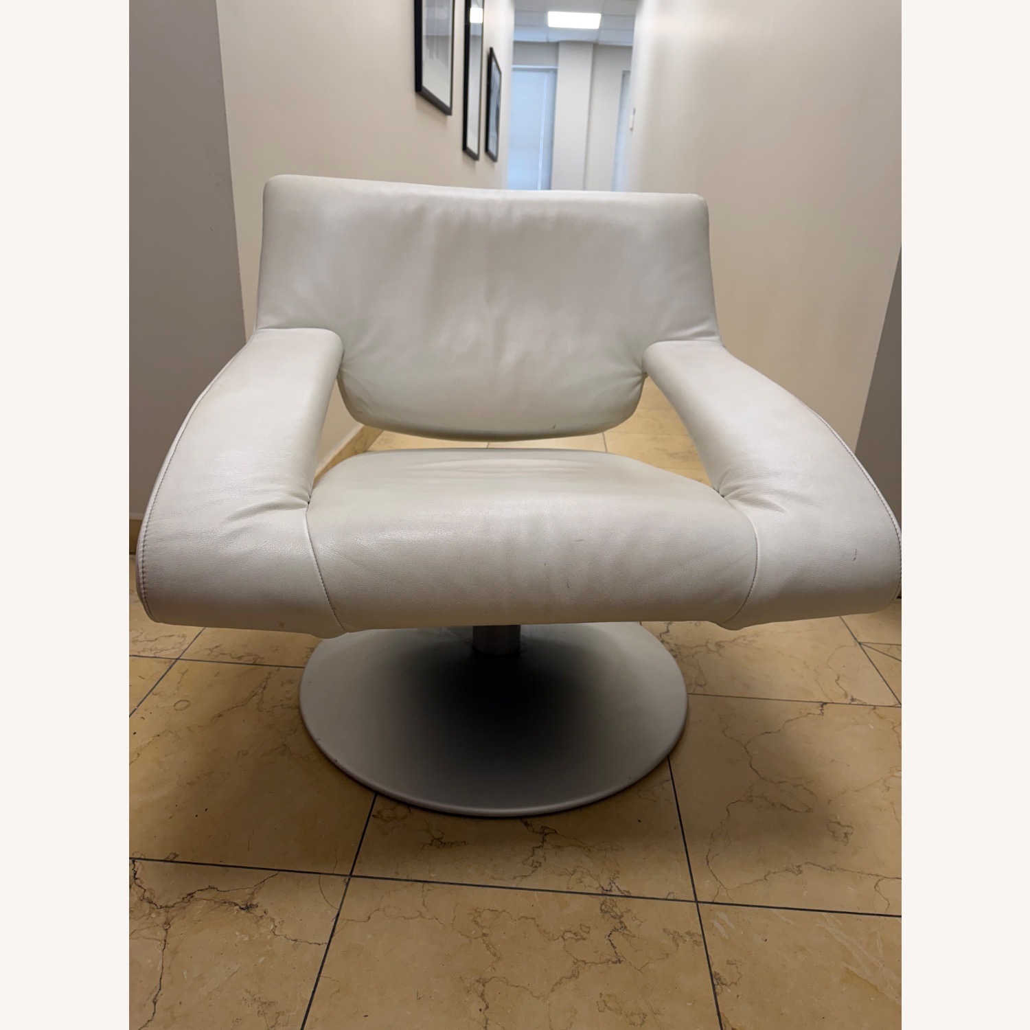 De Sede DS-255 White Leather Armchair - image-5