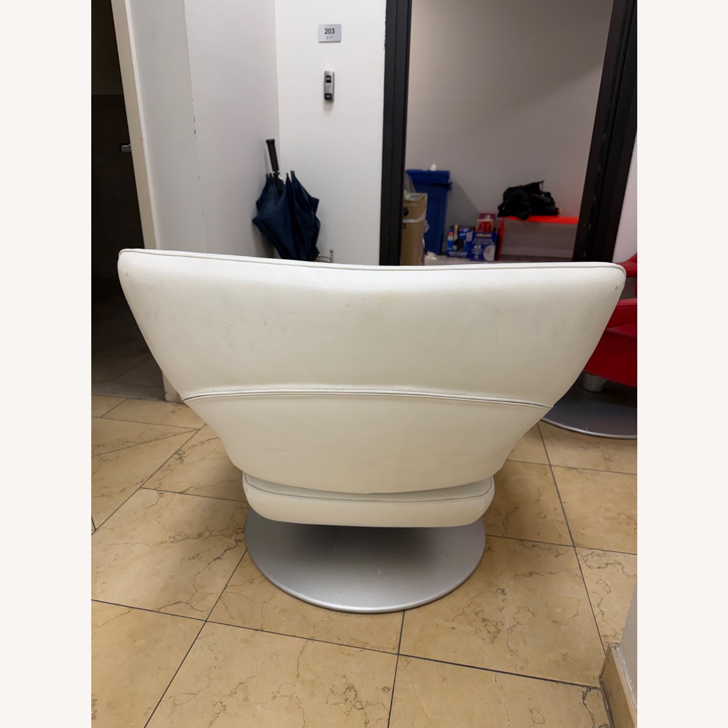 De Sede DS-255 White Leather Armchair - image-4