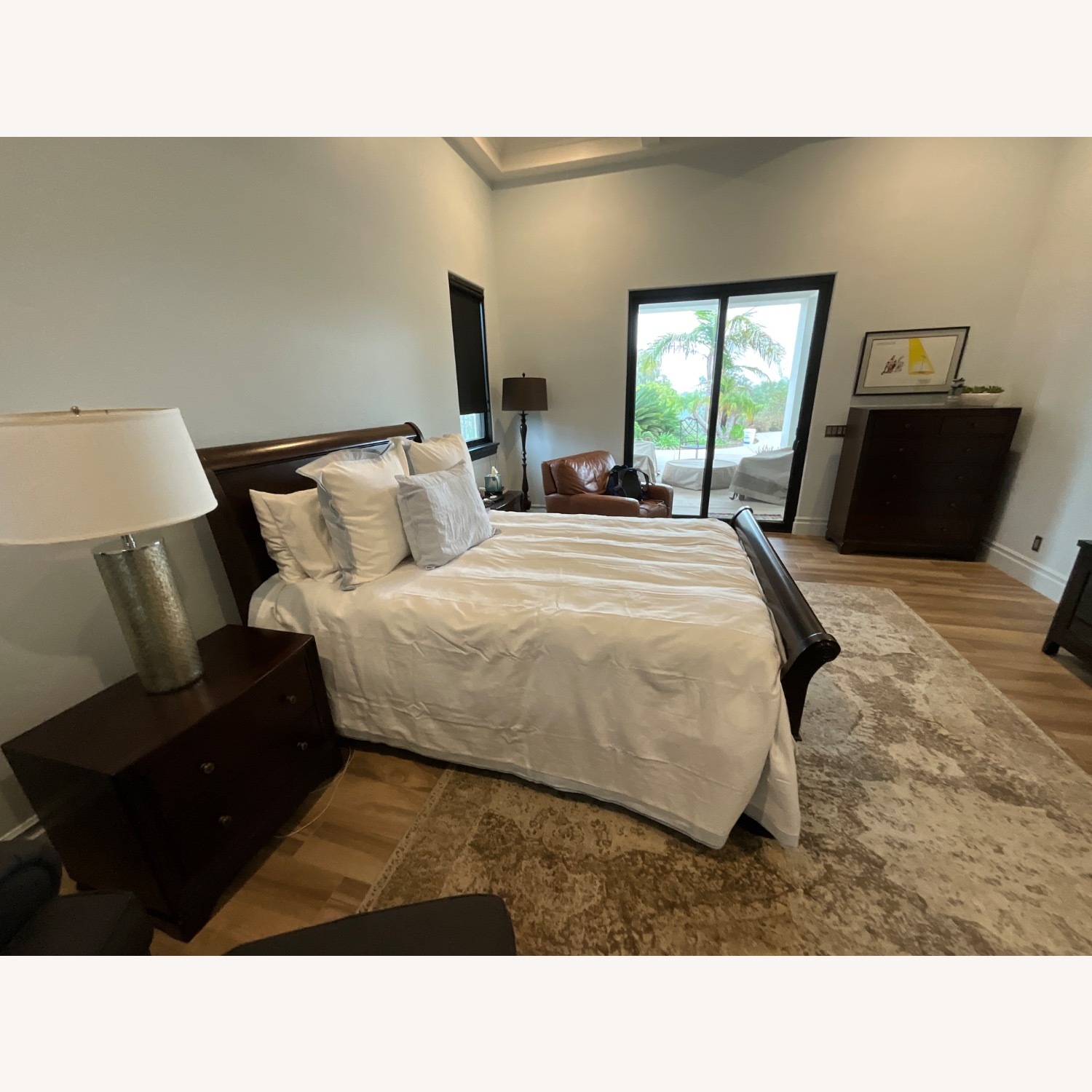 Abbyson Living Dark Brown Queen Sleigh Bed  - image-5