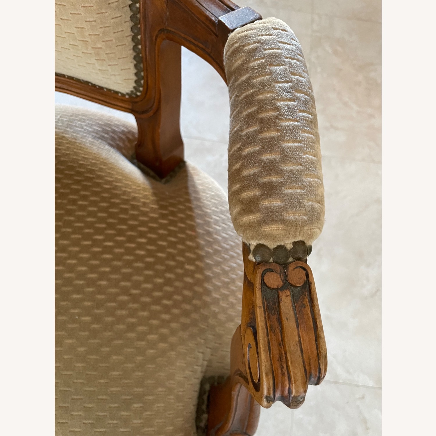 Vintage/Antique Finds Accent Chair - image-4