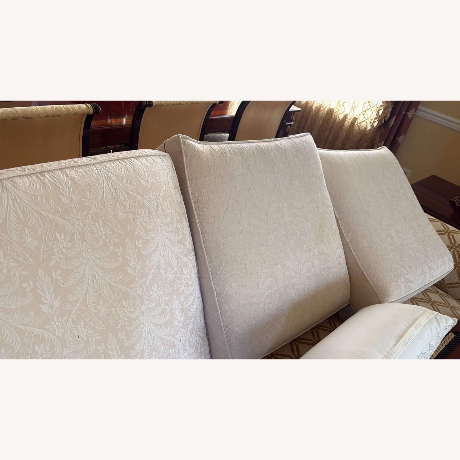 Sherrill Furniture White 3+ Seater Sofa - image-5