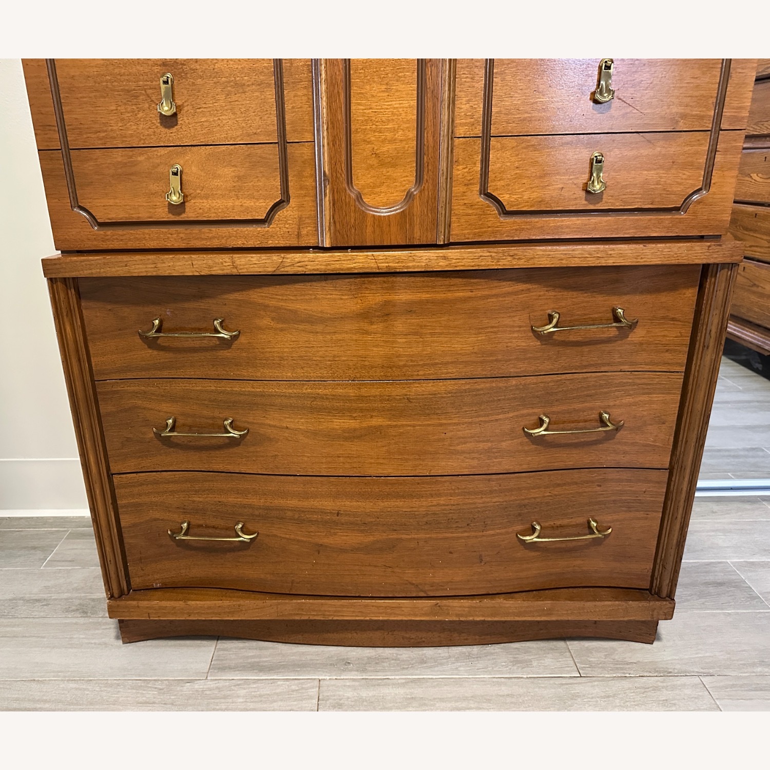 Vintage/Antique Light Brown Wood Dresser - image-2