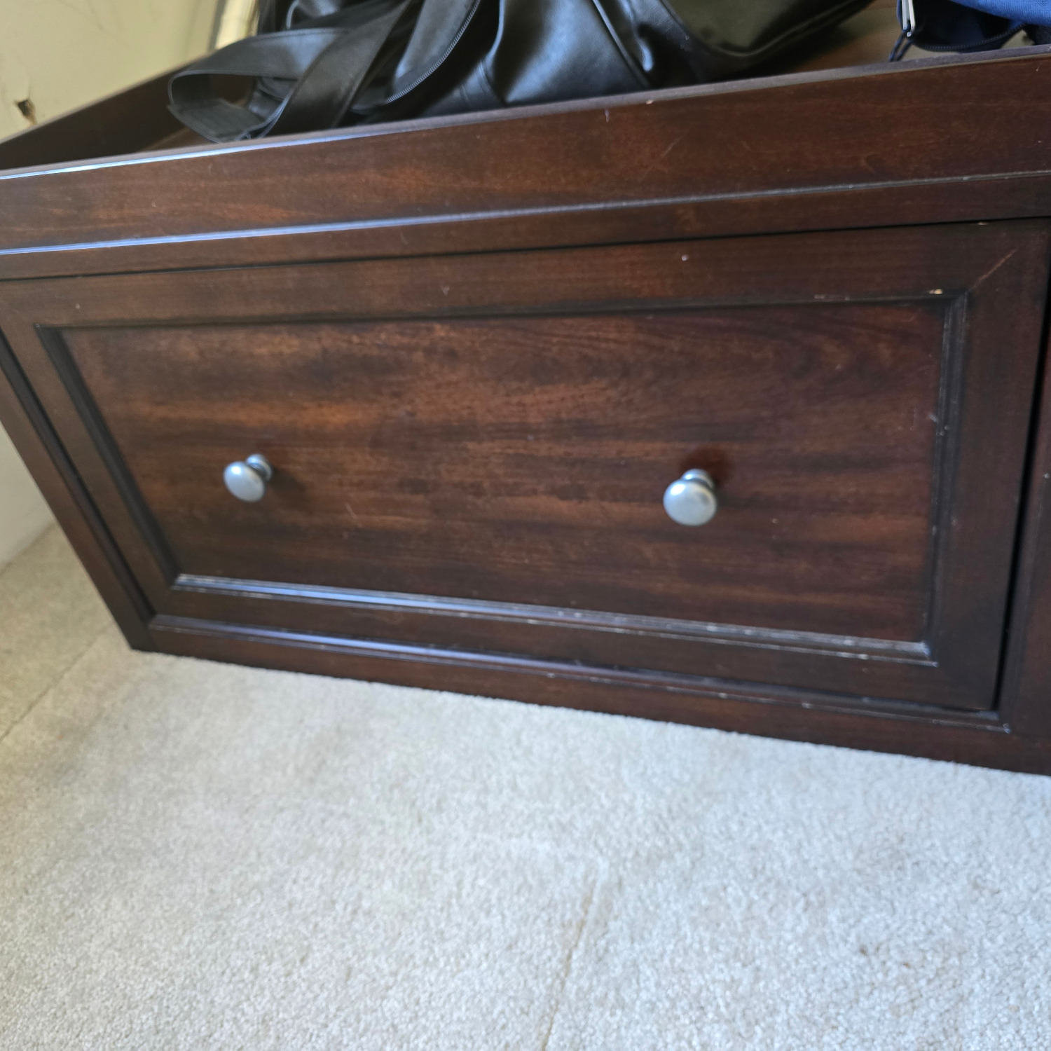 HOM Furn Mahogany Spencer Queen Bed W Storage - image-2