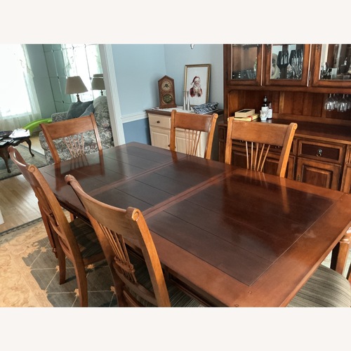 Used Light Brown Wood Dining Sets for sale on AptDeco