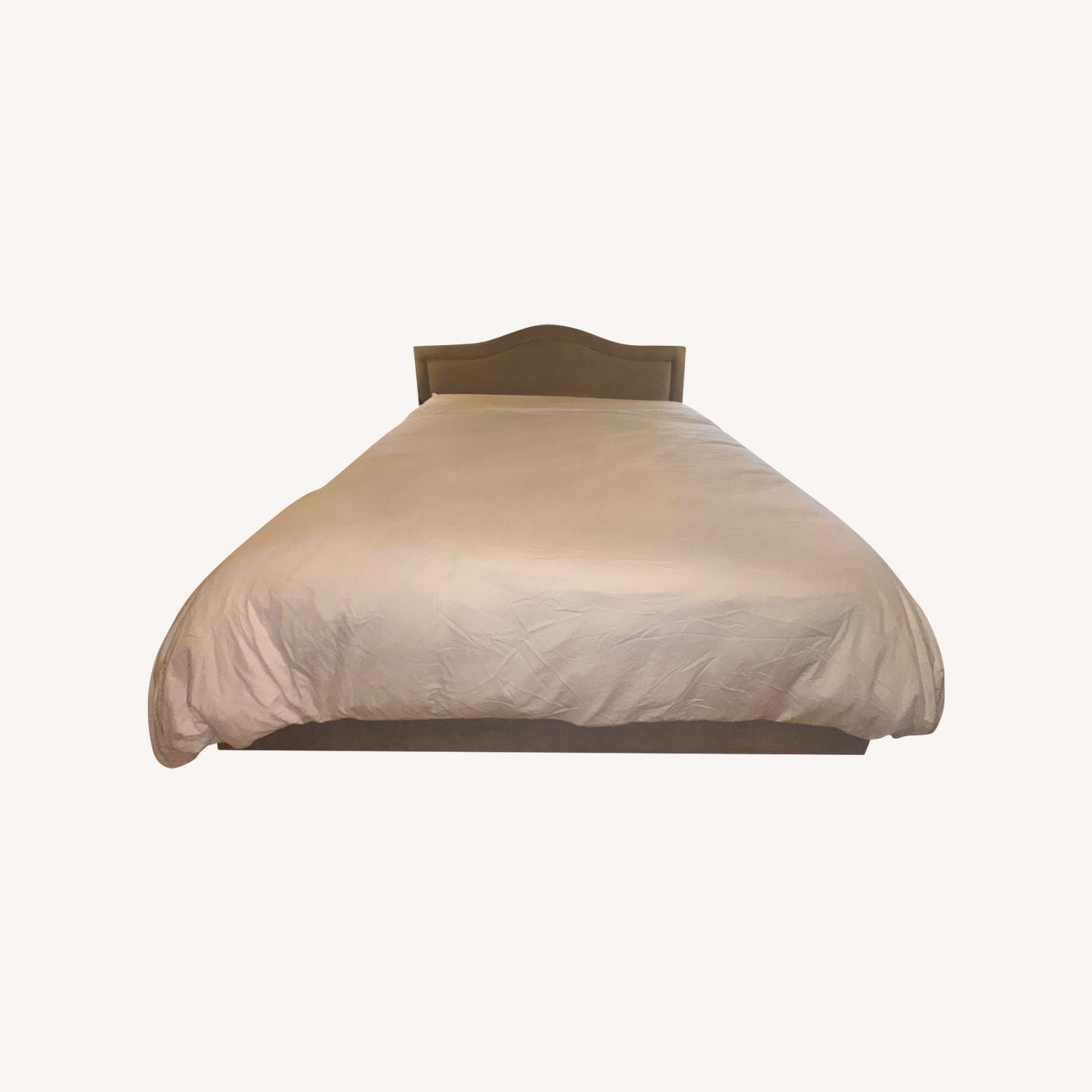 Wayfair Light Gray King Bed - image-0