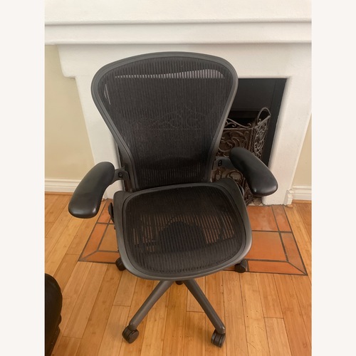 Used Herman Miller Aeron Ergonomic Chair  for sale on AptDeco