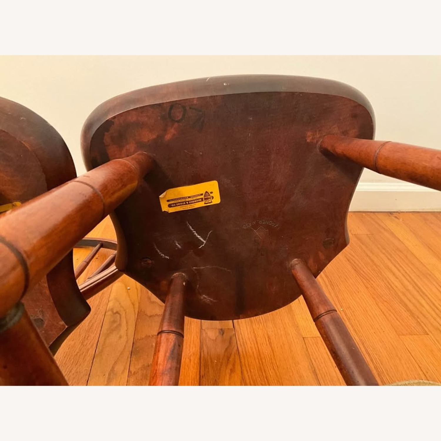 Vintage Nichols & Stone Windsor Chairs (2) - image-5