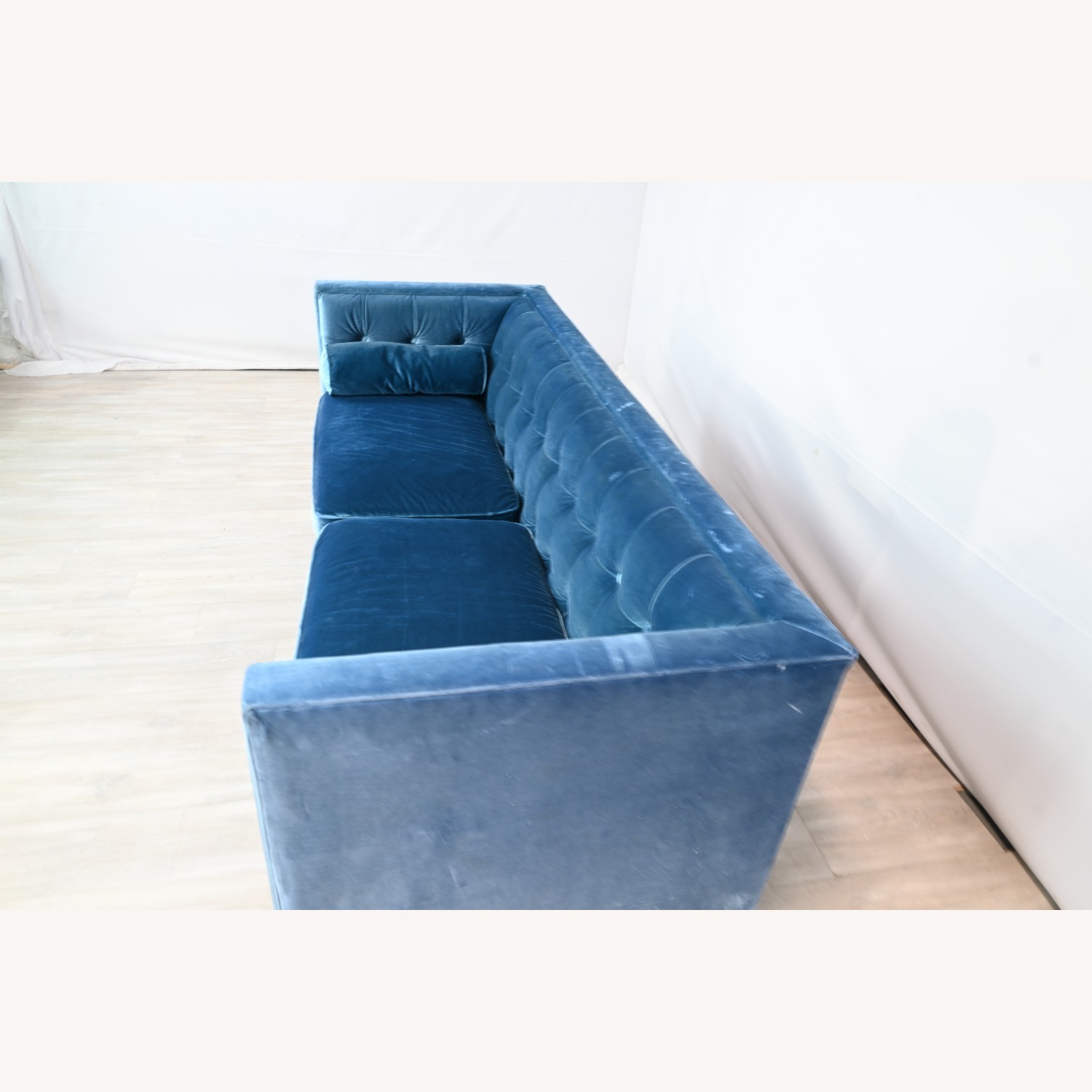 Ashley Jennifer Taylor Home Jack Sofa - image-3