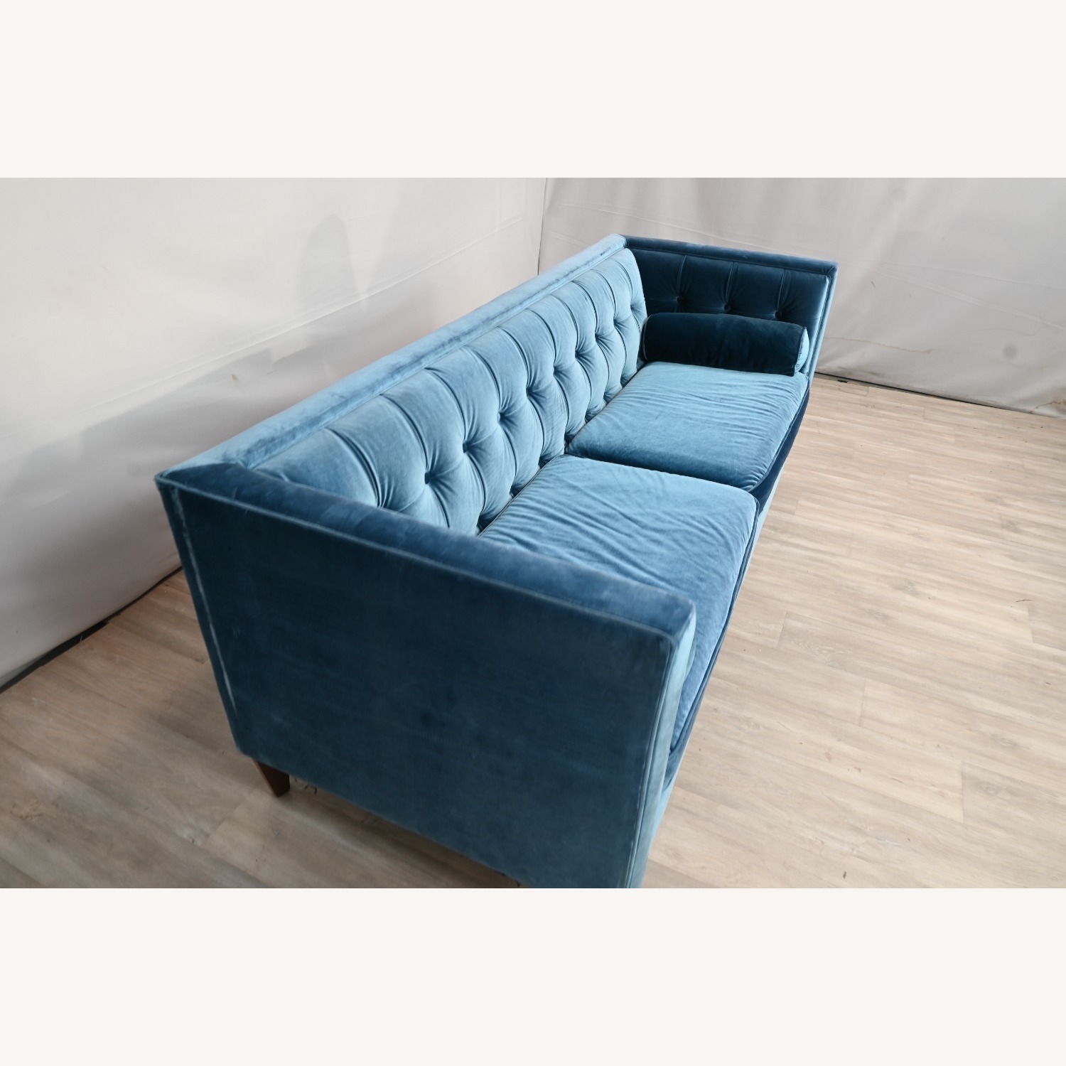 Ashley Jennifer Taylor Home Jack Sofa - image-2