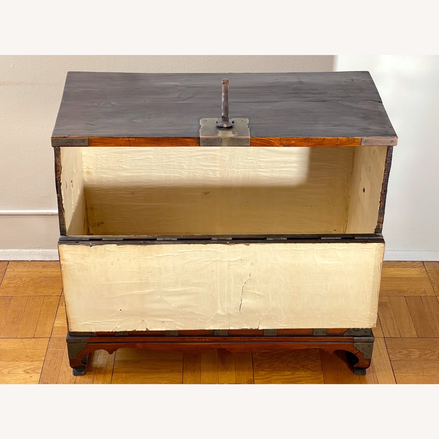 Antique Korean Bandaji Chest Joseon Dynasty - image-2