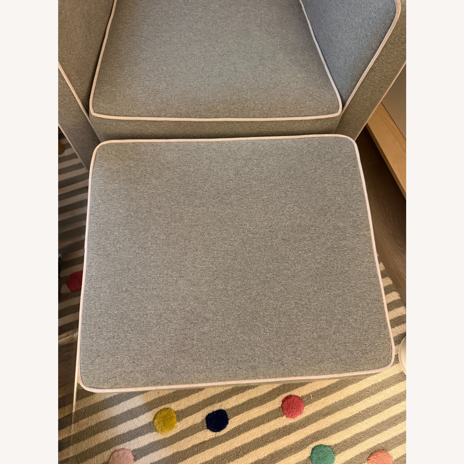 Monte Design Luca Gray Nursery Glider w Ottoman - image-3