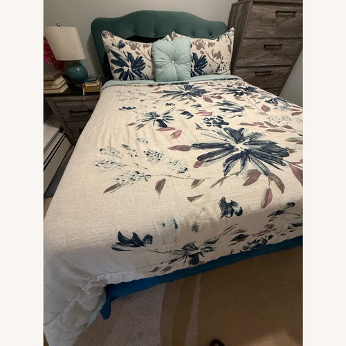 Used Modway Amelia Blue Velvet Full Bed for sale on AptDeco
