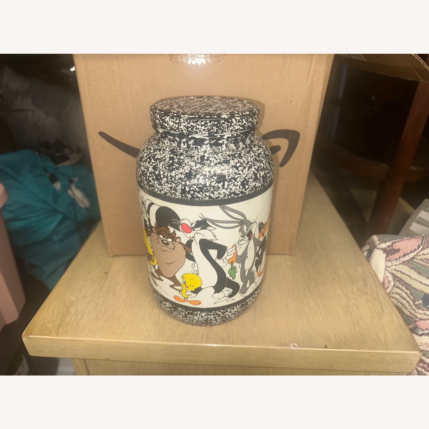 Vintage/Antique Glass Décor - image-3