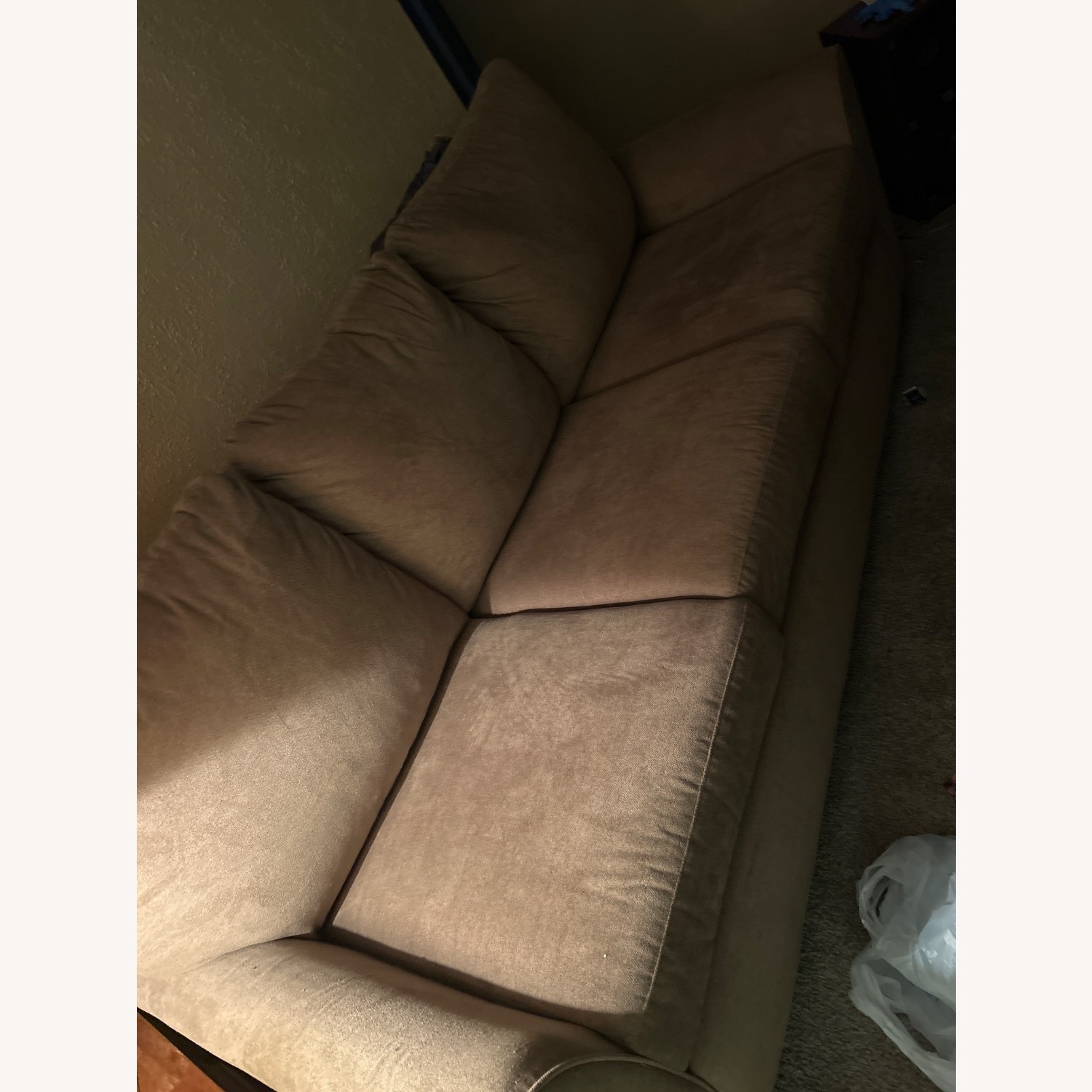 Couch - image-2
