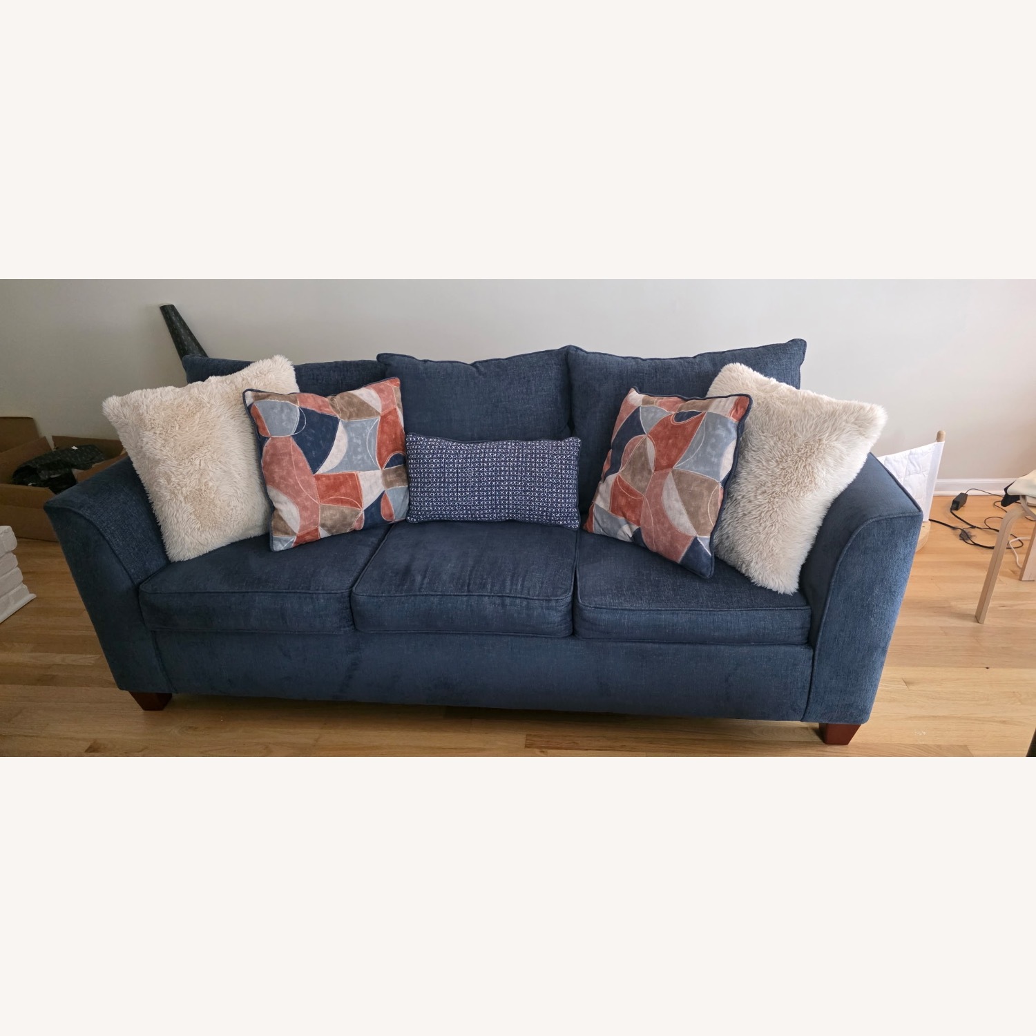 Bob's Discount Furniture Blue 3+ Seater Sofa - image-0