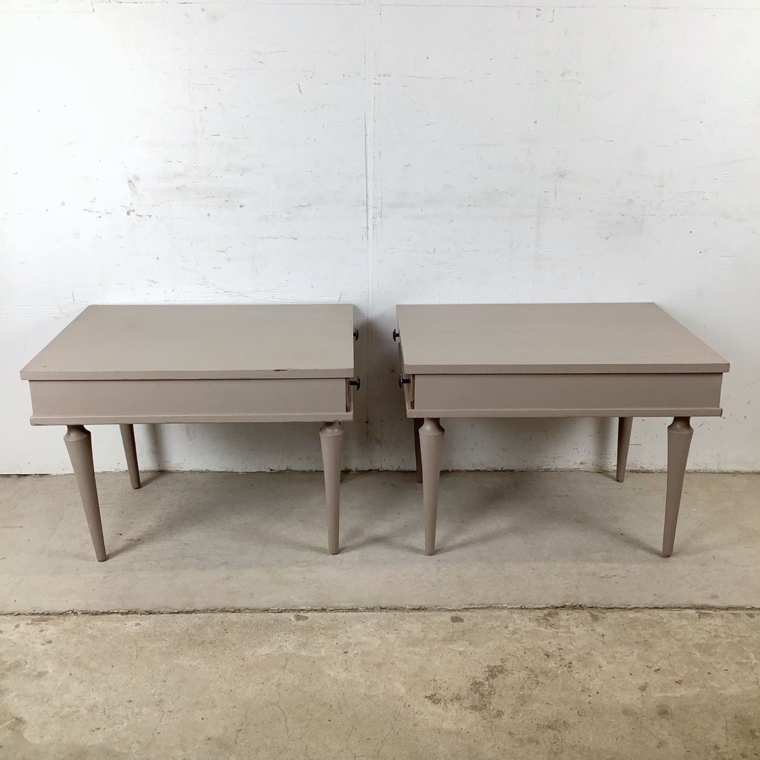 Pair of Painted MCM Nightstands - image-5