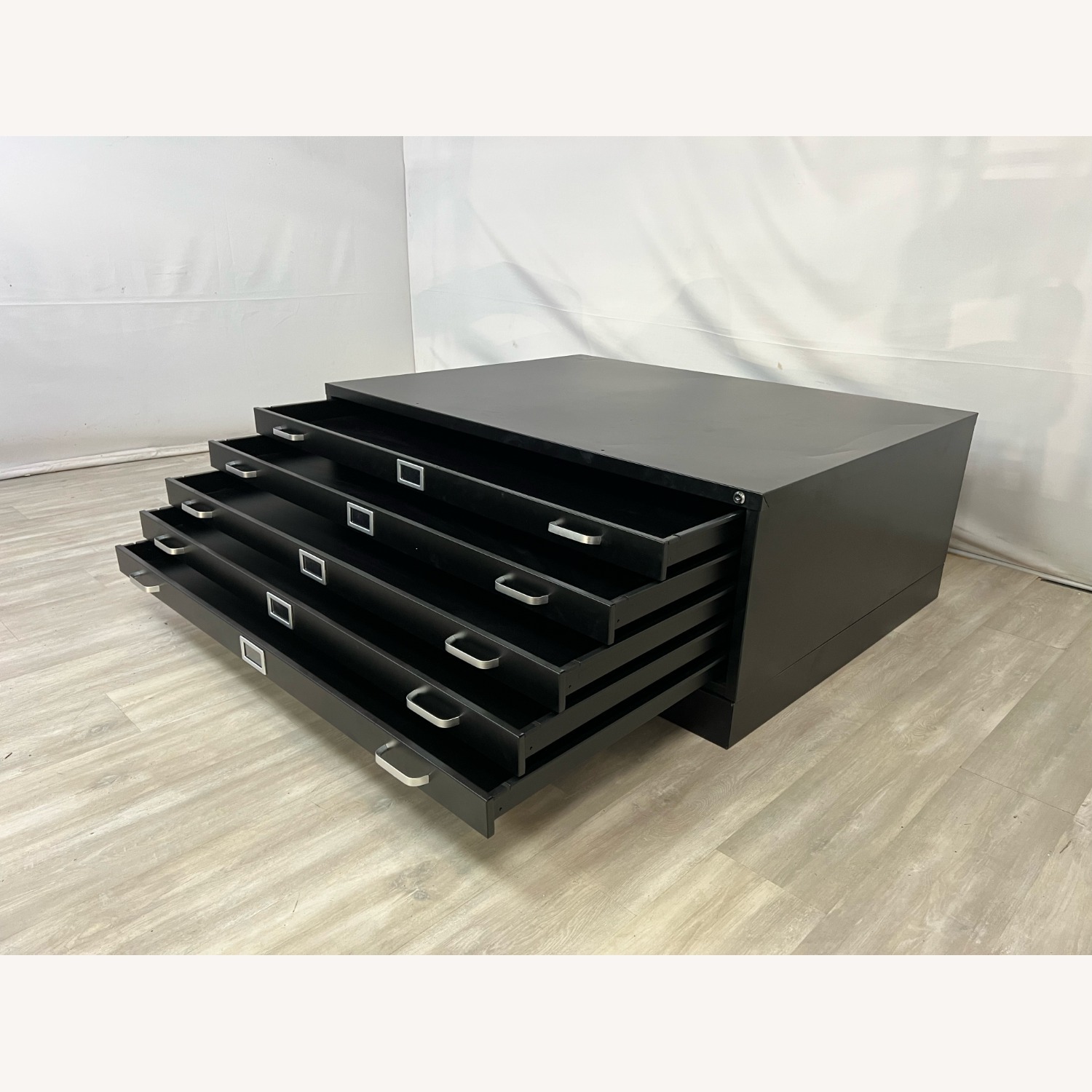 Safco Steel Flat Files 10 Drawer - image-4