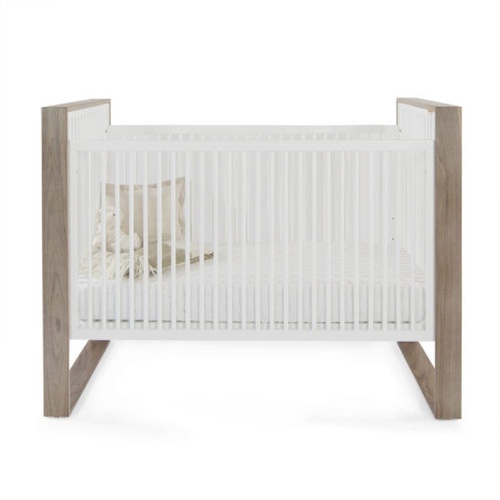 Used DucDuc Austin White Wood Crib for sale on AptDeco