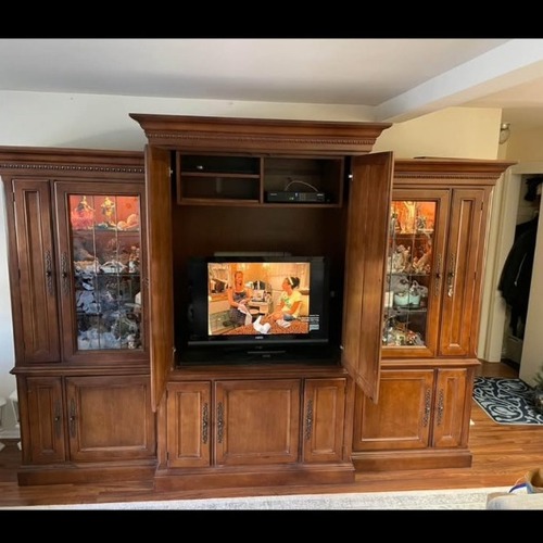 Used Hooker Furniture Corporation Media Storage for sale on AptDeco