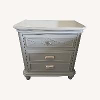 Bob's Discount Furniture Light Gray Nightstands